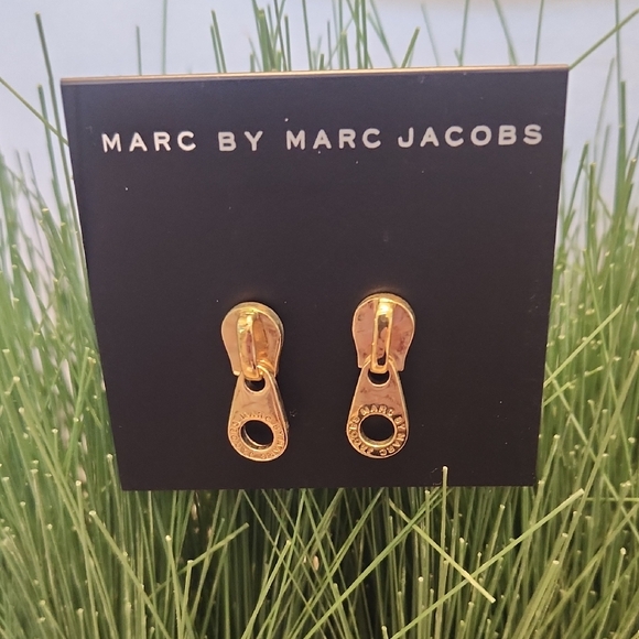 Marc by Marc Jacobs Gold Zipper Charm Earrings - Picture 1 of 5